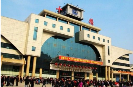 廣州到十堰物流專(zhuān)線,廣州到十堰貨運(yùn)公司